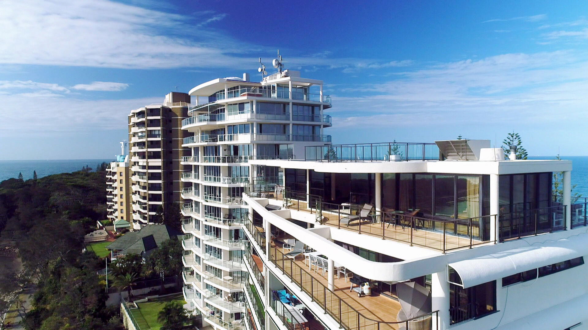 Debbie & Justin (Buddina, QLD)