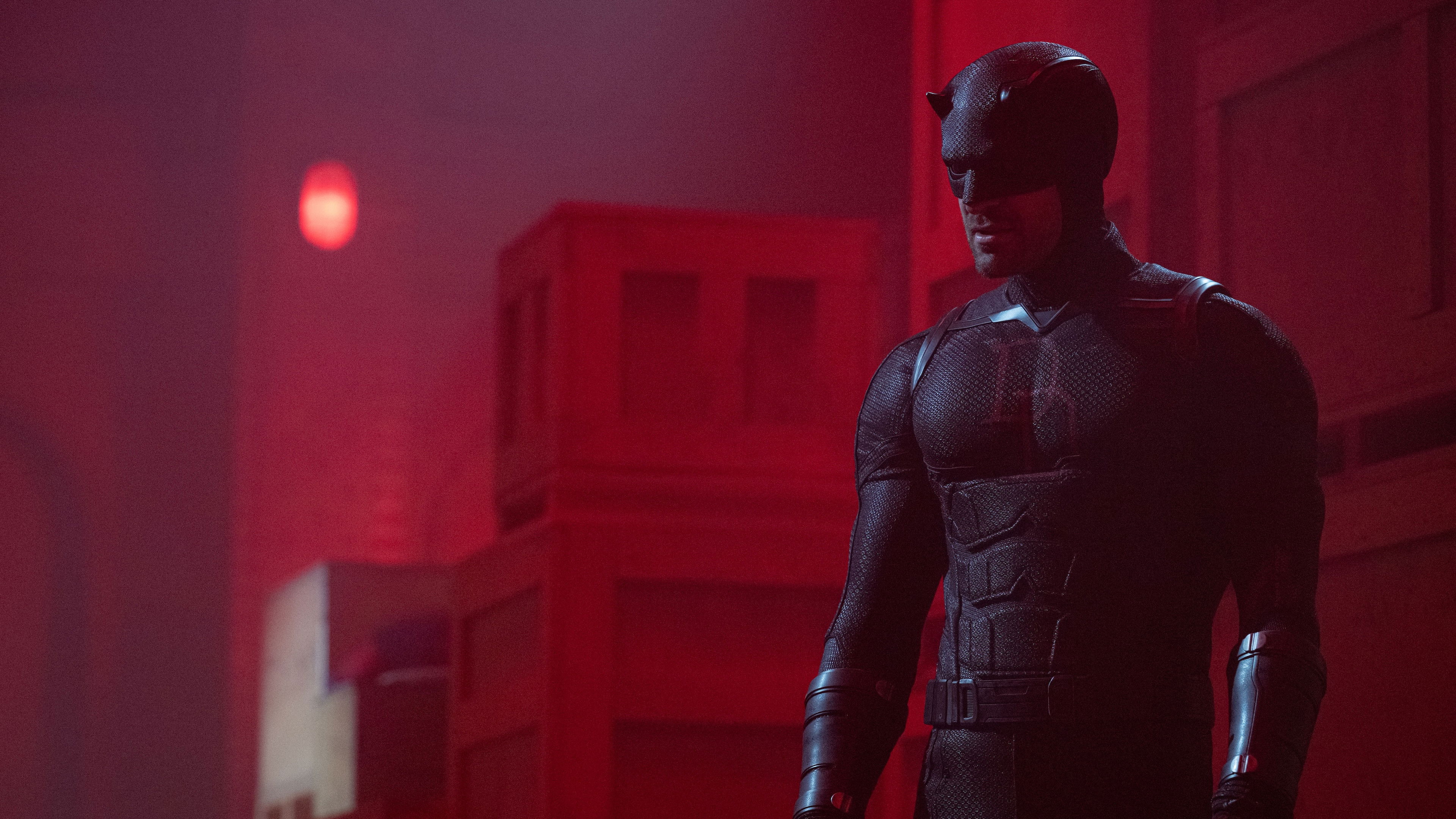 Daredevil: Born Again: 2×1