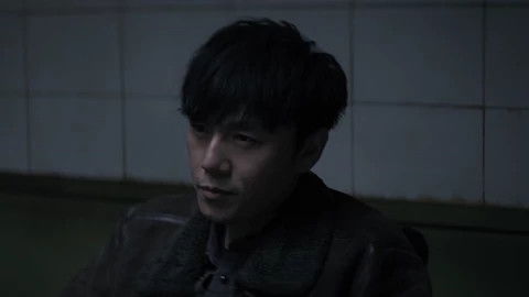 The Detective and the Suspects