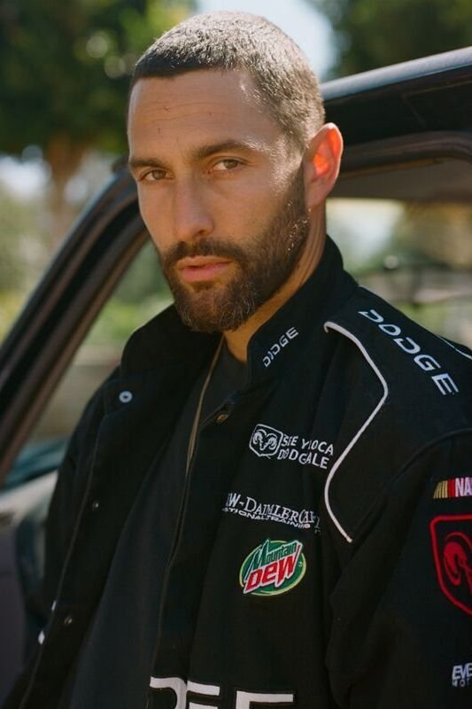 Foto de Noah Mills