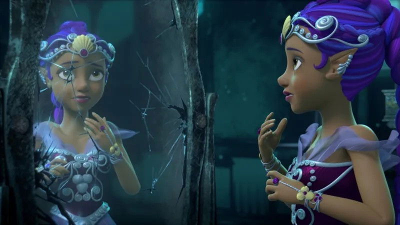 The Secret Life of Sirenas: Marisa and the Mirror