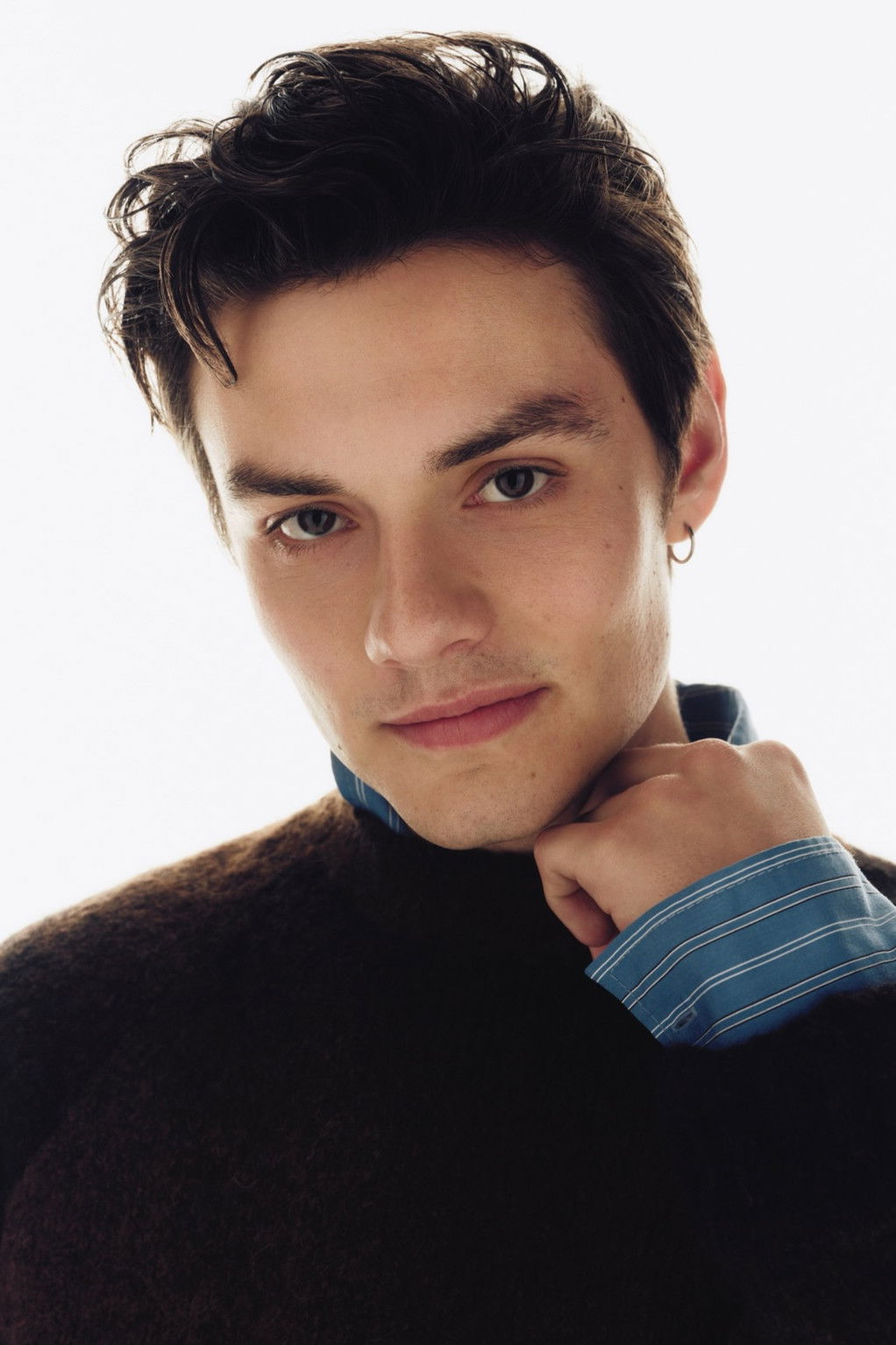 the profile picture of Louis Partridge