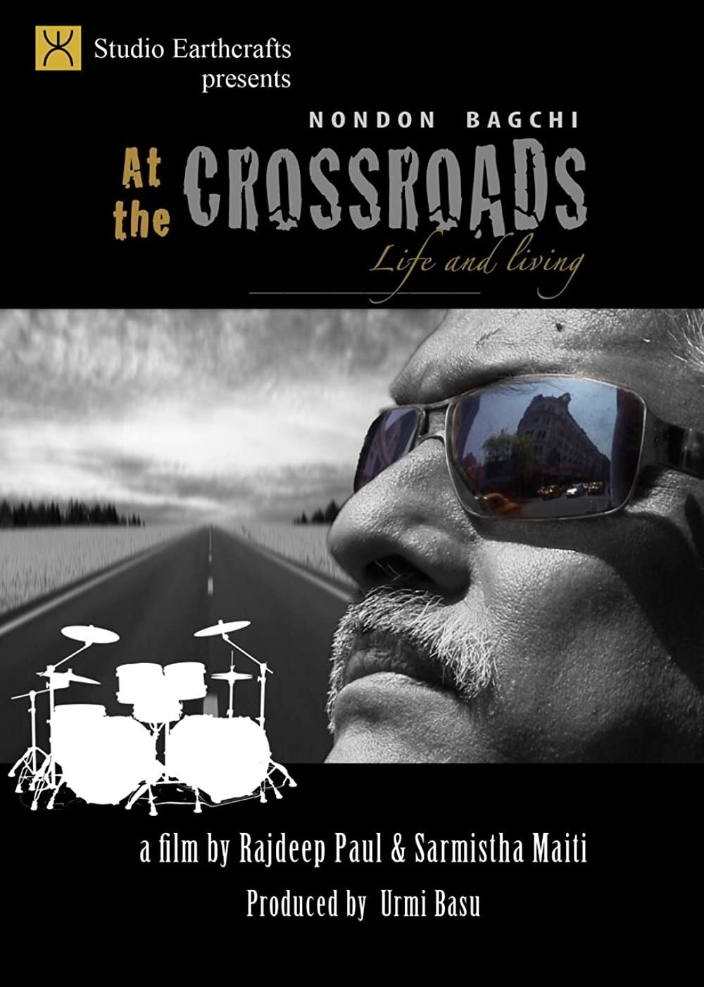Poster de At the Crossroads Nondon Bagchi Life and Living