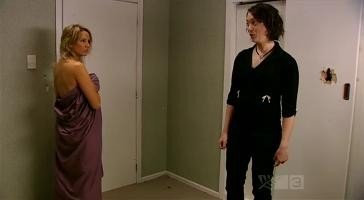 Outrageous Fortune 4×16 – A sister driven into desperate terms