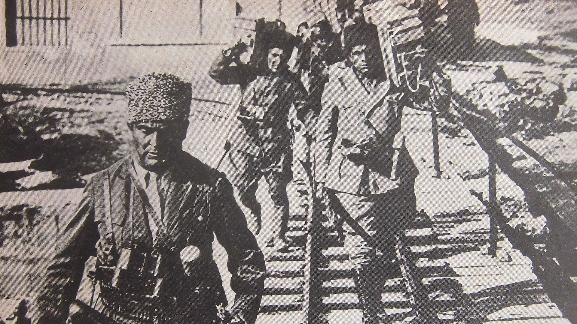 Bir Millet Uyanıyor