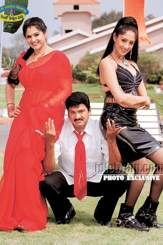 Poster de Oka Pellam Muddu Rendo Pellam Vaddu