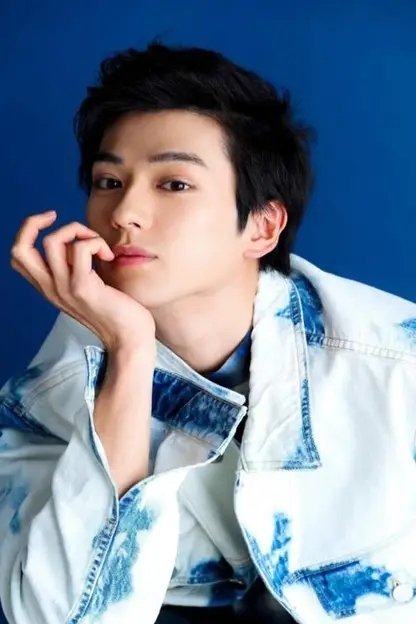 Foto de 新田真剣佑