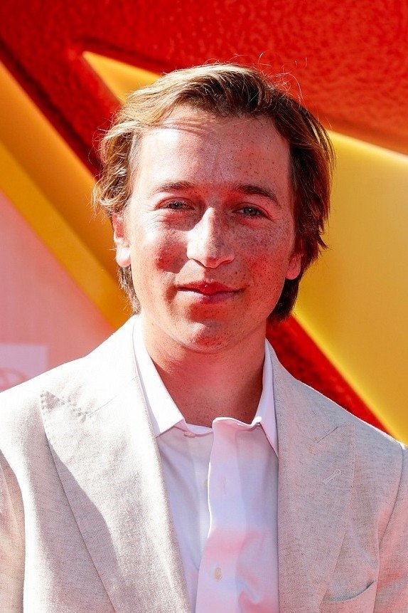 Foto de Skyler Gisondo