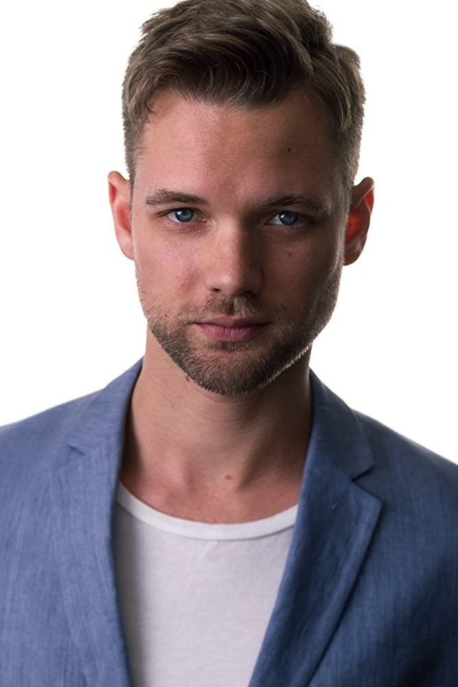 Foto de Cameron Jebo