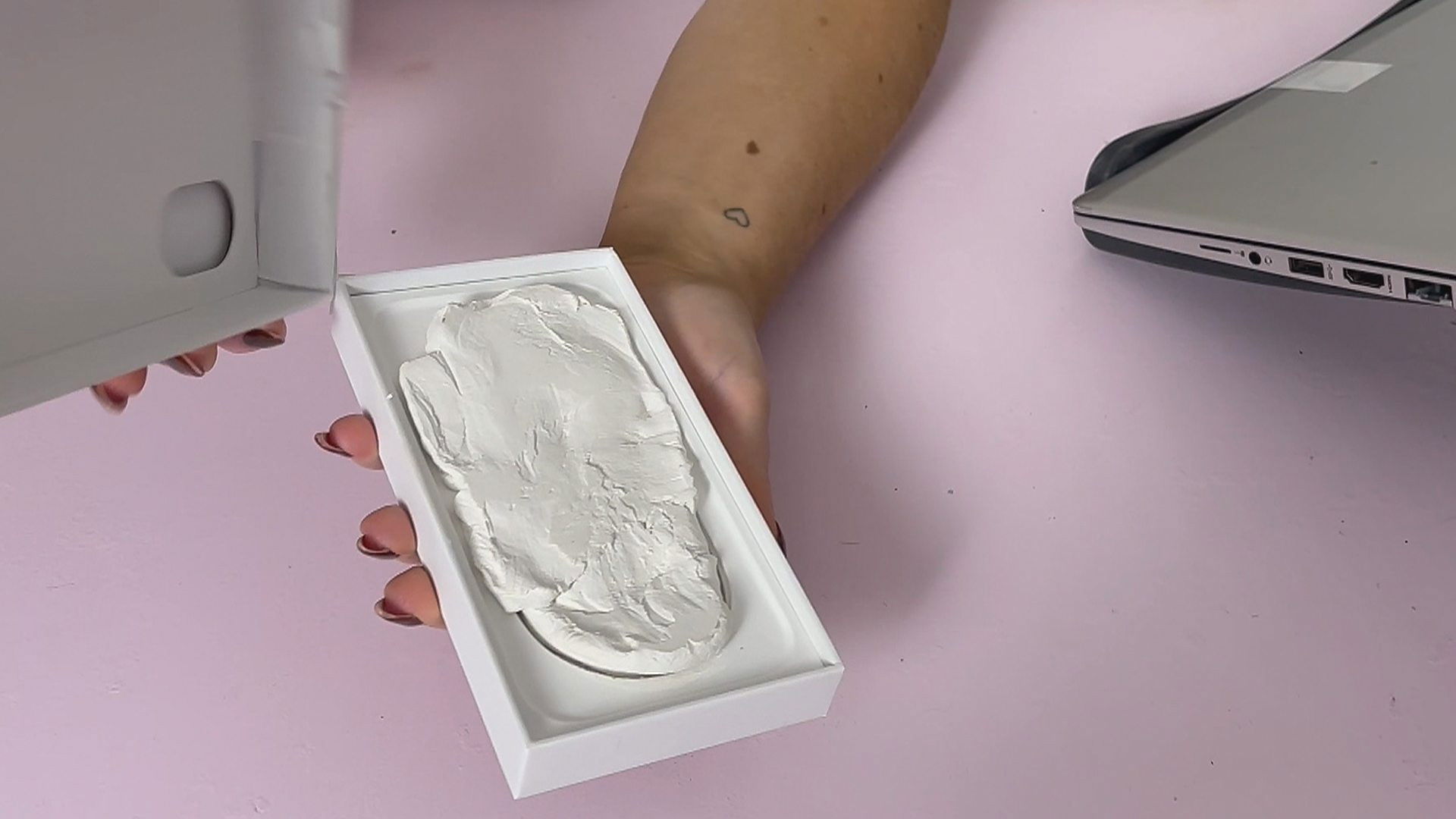 I paid for a smartphone but received a lump of clay