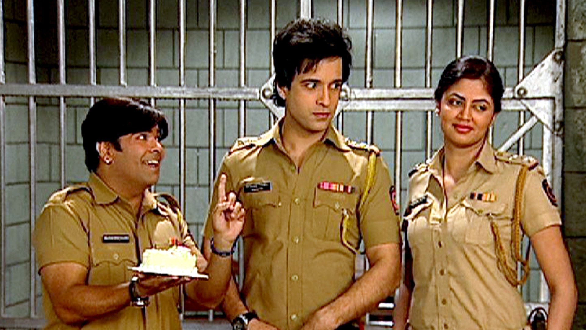 Kachra Gets Arrested