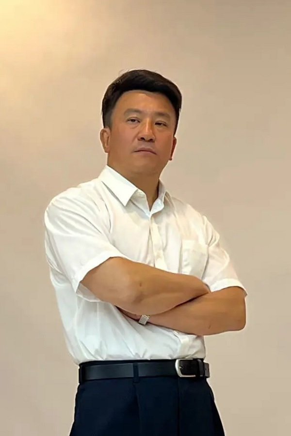 Foto de Jin Tiefeng