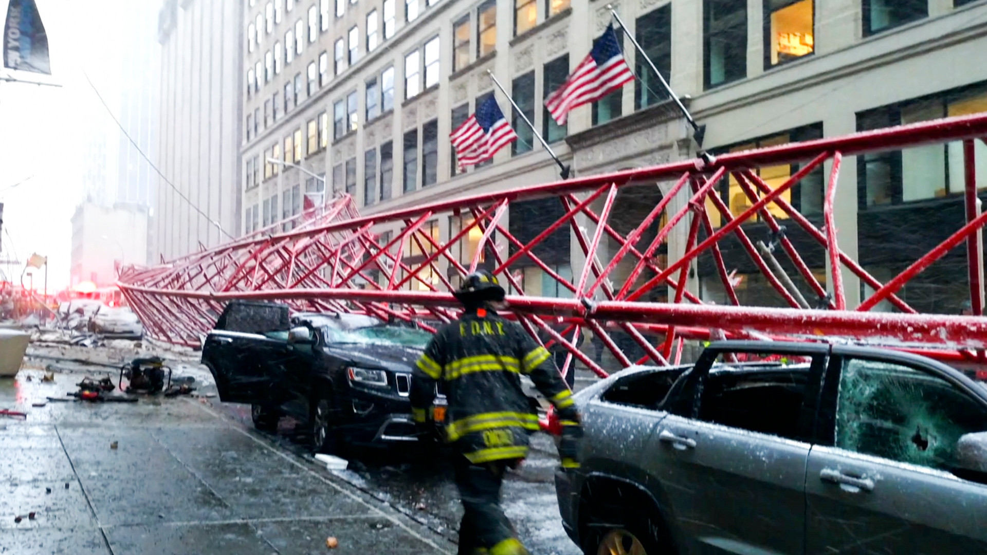 Manhattan Crane Chaos