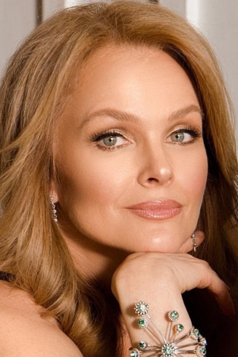 Foto de Dina Meyer