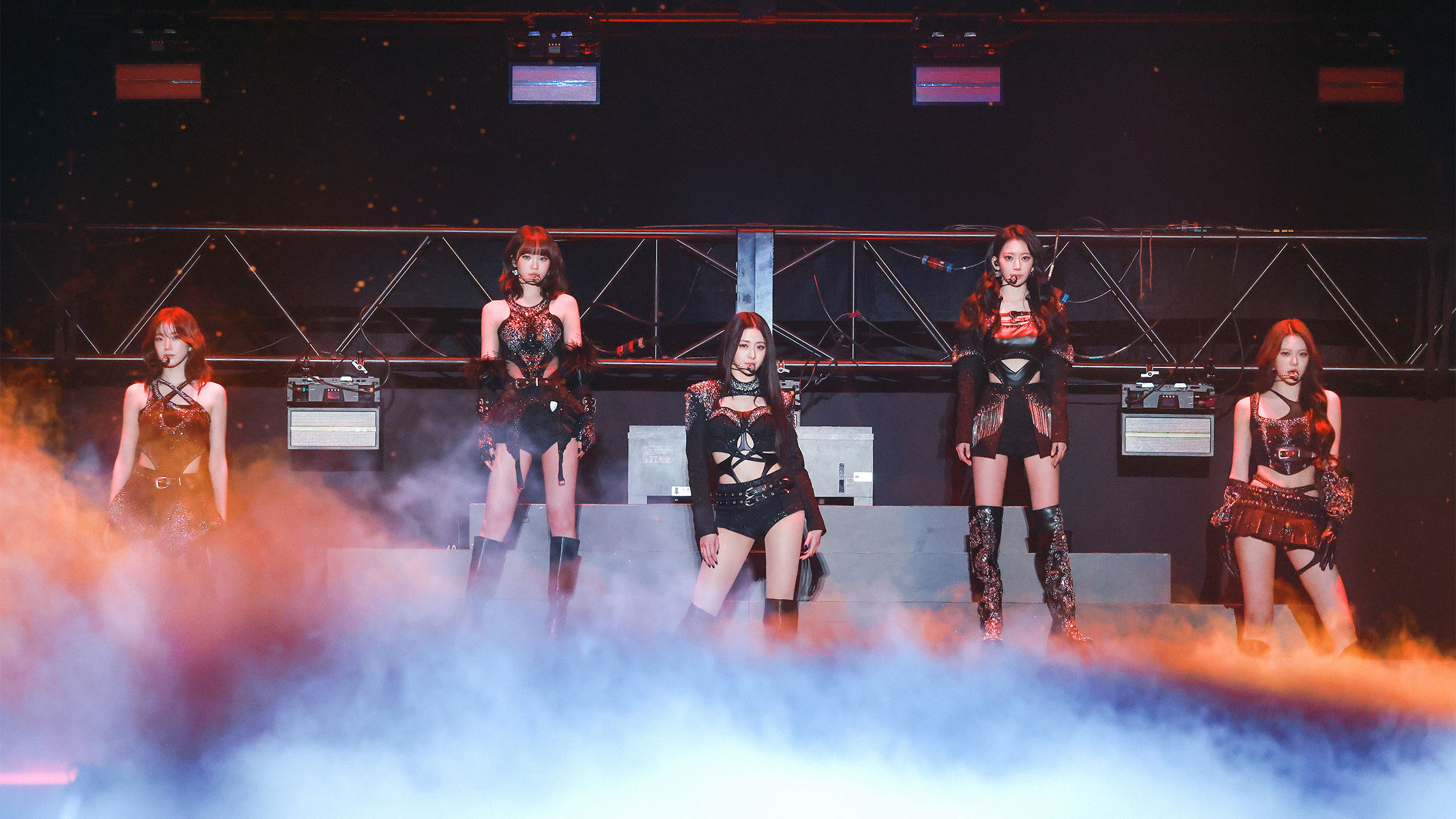 LE SSERAFIM TOUR 'EASY CRAZY HOT' ENCORE IN TOKYO DOME