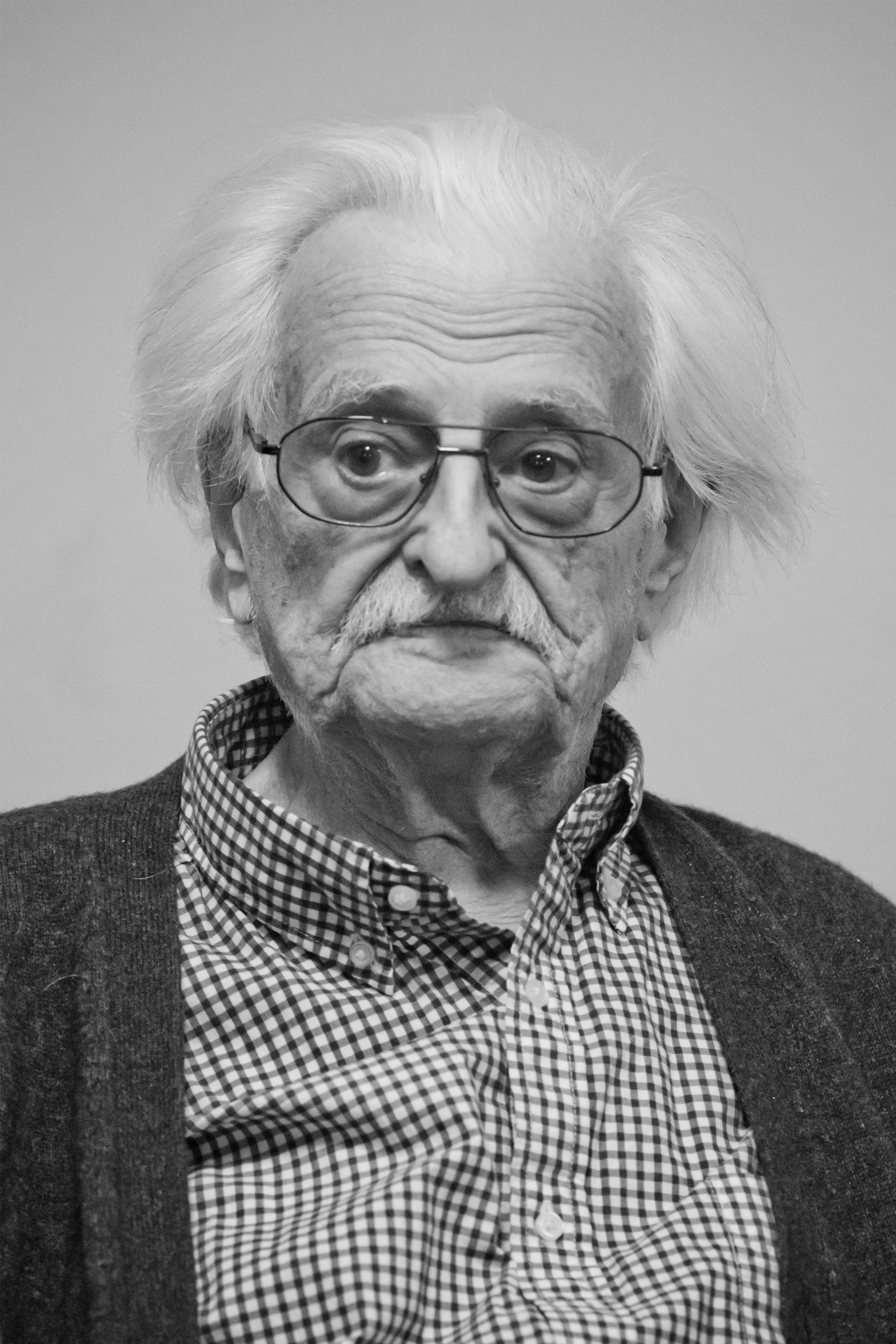 Foto de Марлен Хуциев