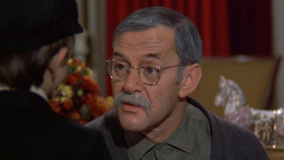 The Odd Couple 1×22 – What Makes Felix Run