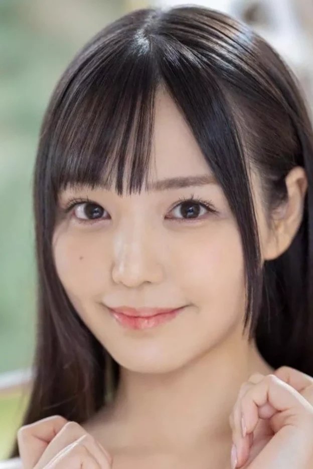 Foto de 恋渕ももな