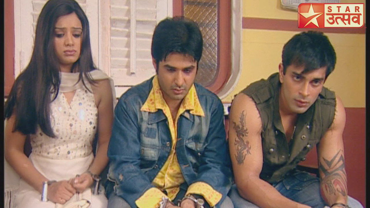 Atul and Armaan Gets Into a Fight