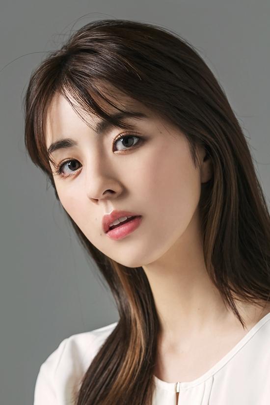 Foto de 柳ゆり菜