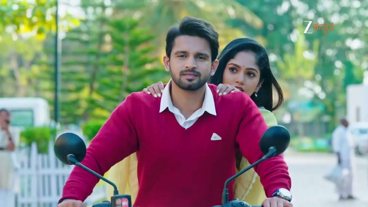 Nayanatara Expels Nidhi from the College