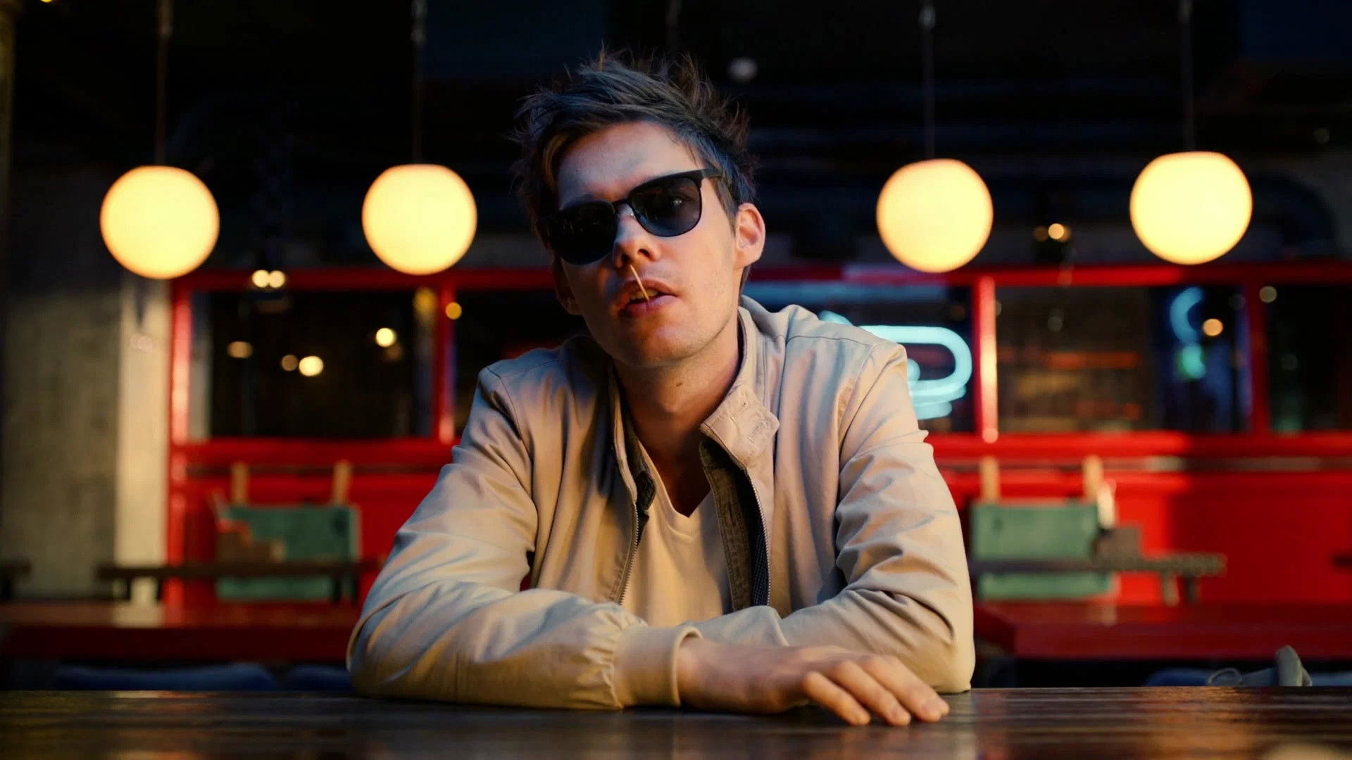 The Detective Syndrome