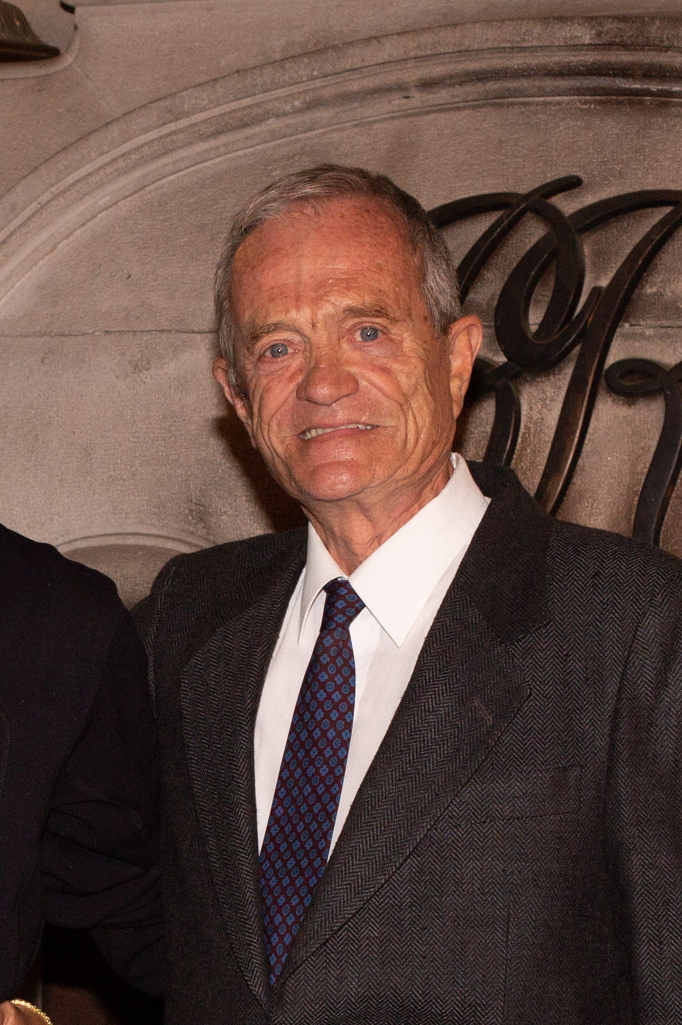 the profile picture of Gustavo García