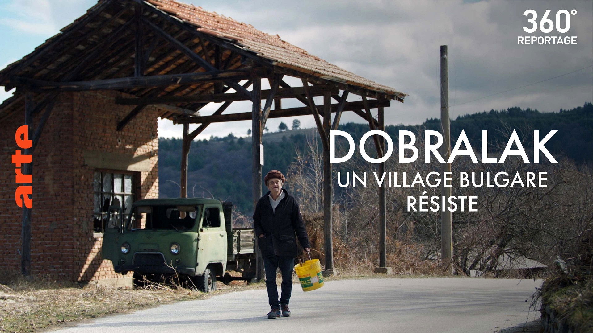 Dobralak, Bulgaria, Last Villagers Standing