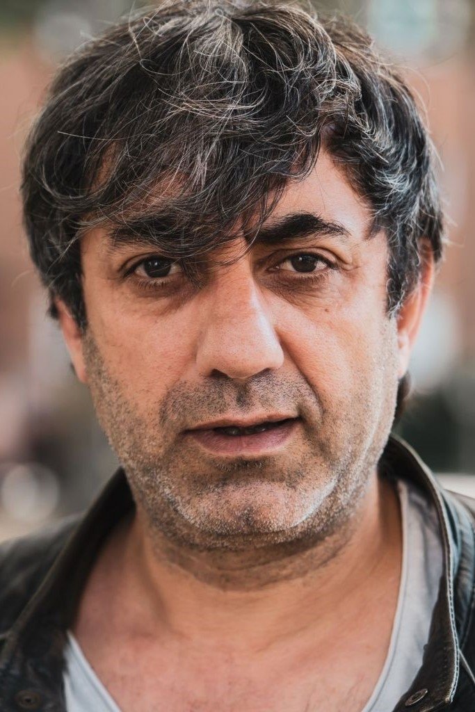 Foto de Nazmi Kırık