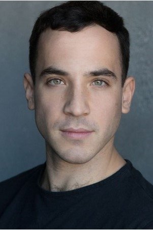 Dan Nicholson