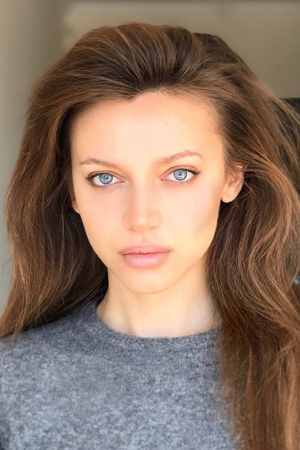 the profile picture of Rosmary Yaneva