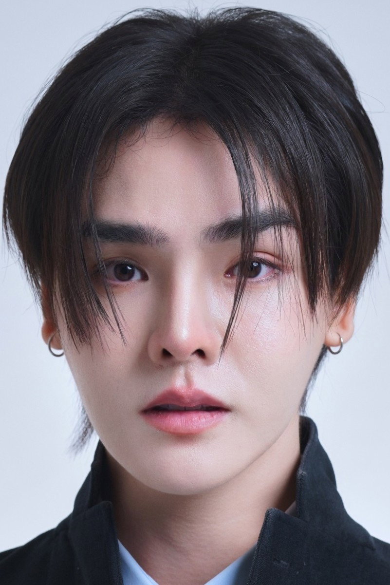 ธีม ภูเบศ อรรถอรุณวงศ์