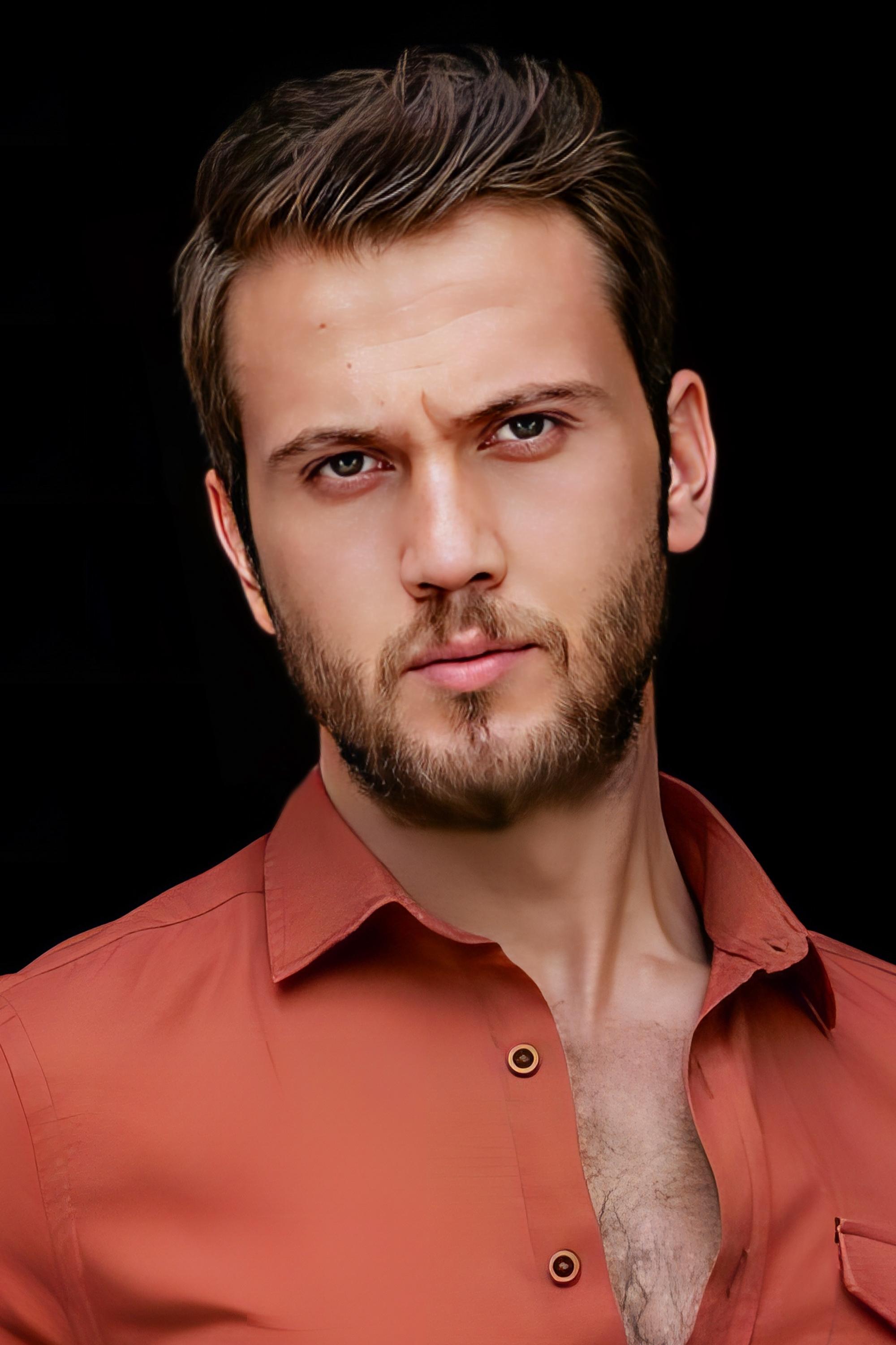 Foto de Aras Bulut İynemli