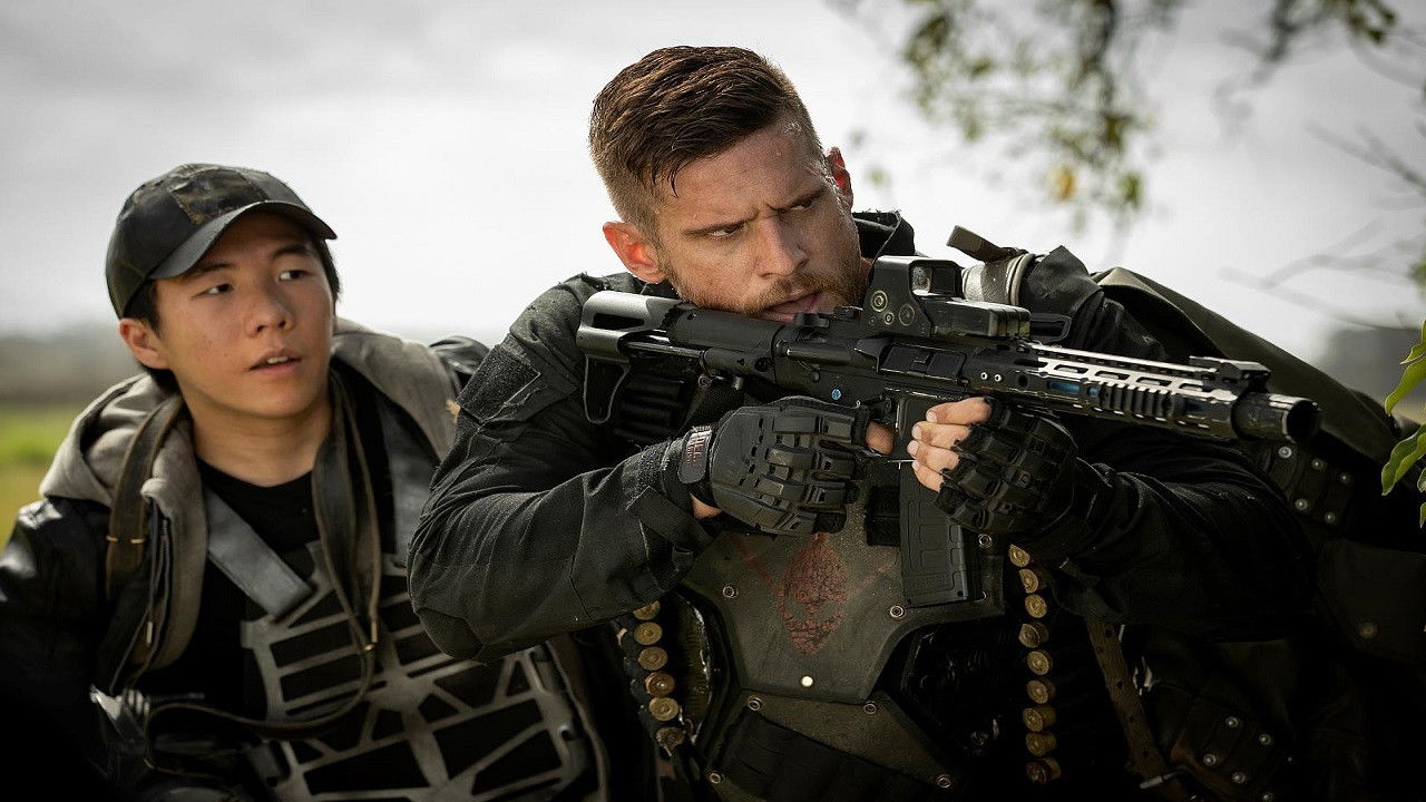 Occupation: Rainfall / La Invasión: Ocupación Alienígena