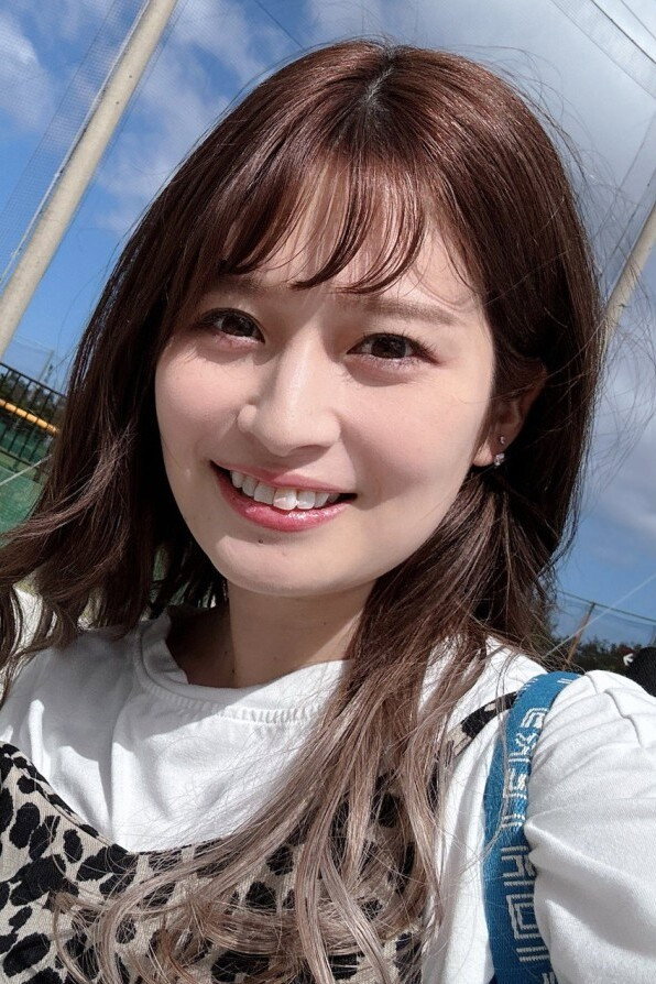 優梨まいな