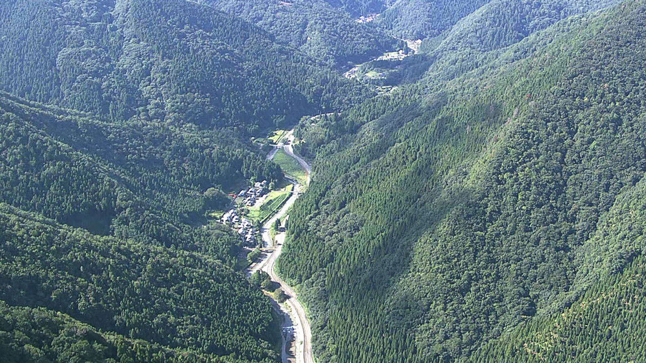 Travelogue of Mackerel Road