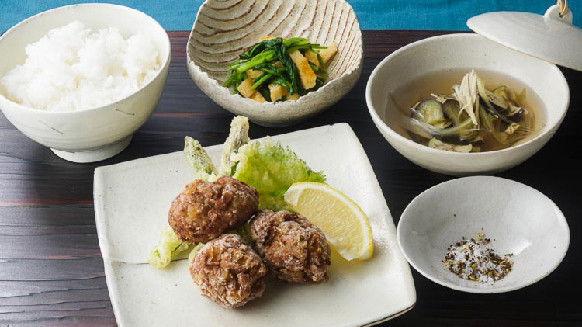 Rika’s TOKYO CUISINE :Japanese-style Fried Meatballs