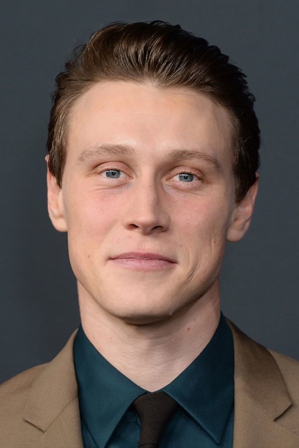 Foto de George MacKay