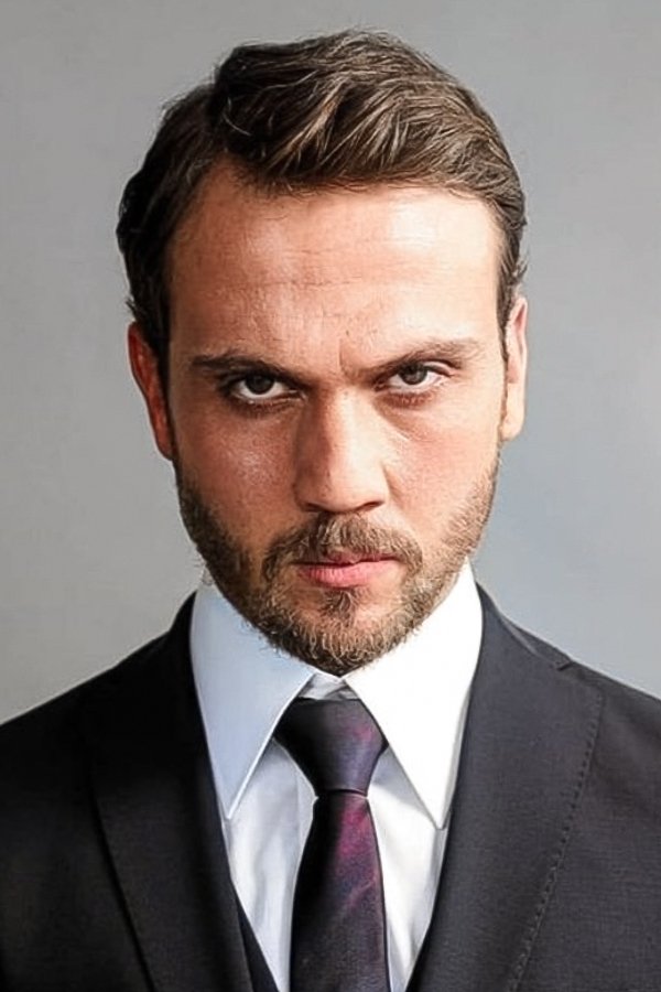 Foto de Aras Bulut İynemli
