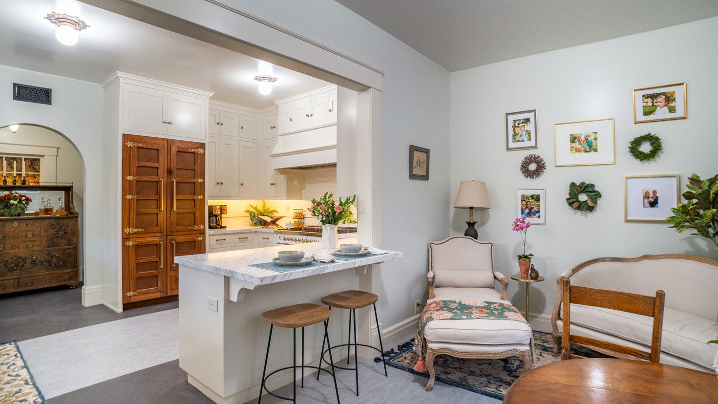 Around the World in an 1898 Dutch Colonial