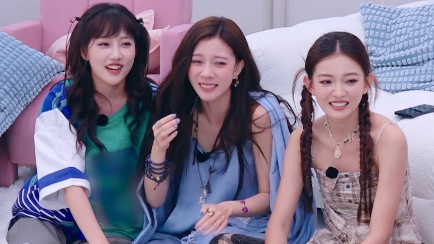 Sisters’ Holiday Journal EP5