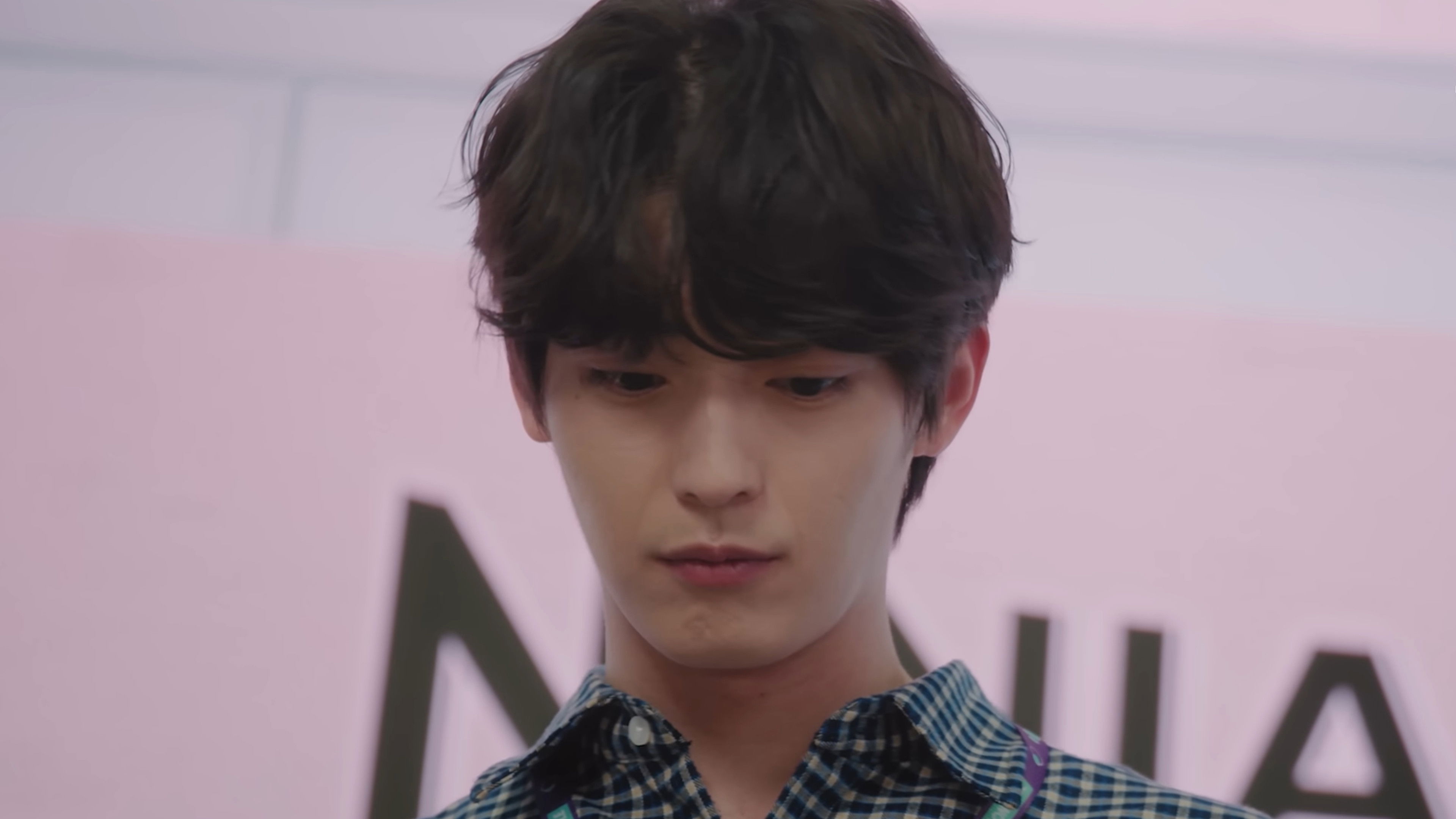 Lunchtime blind date!?