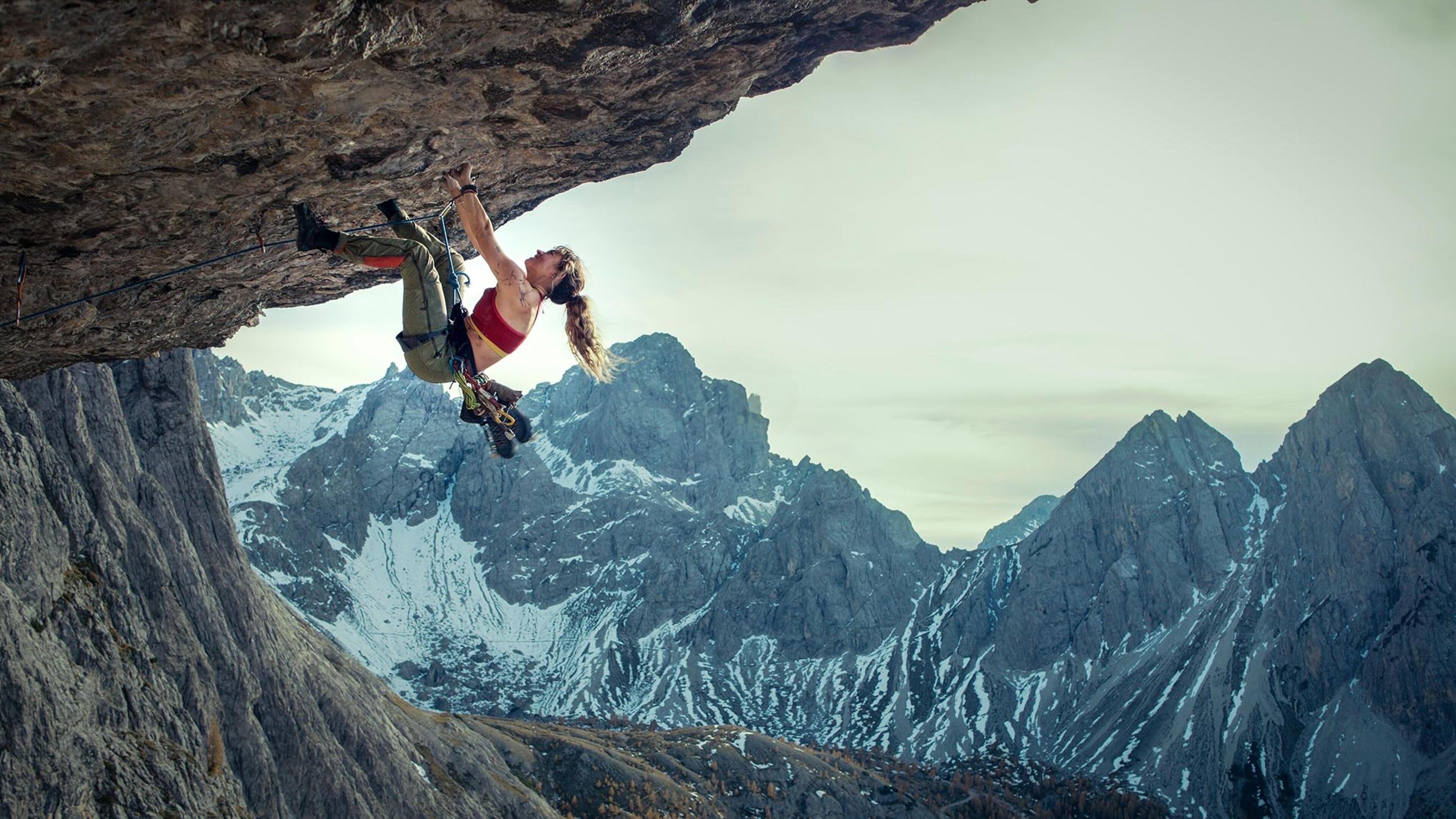 Backdrop image for Cliffhanger