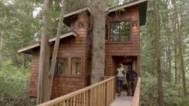 Between the Devil and the Deep Blue Sea