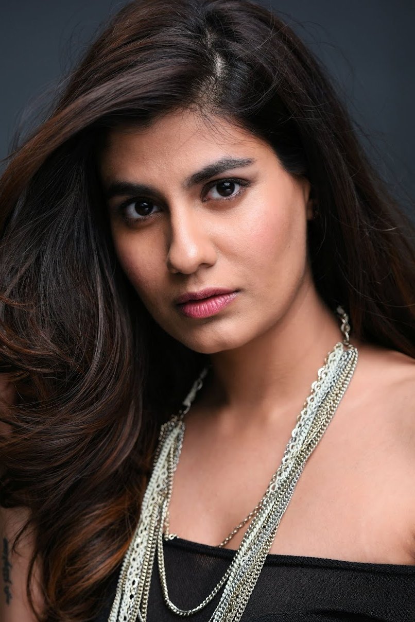 Foto de Shreya Dhanwanthary