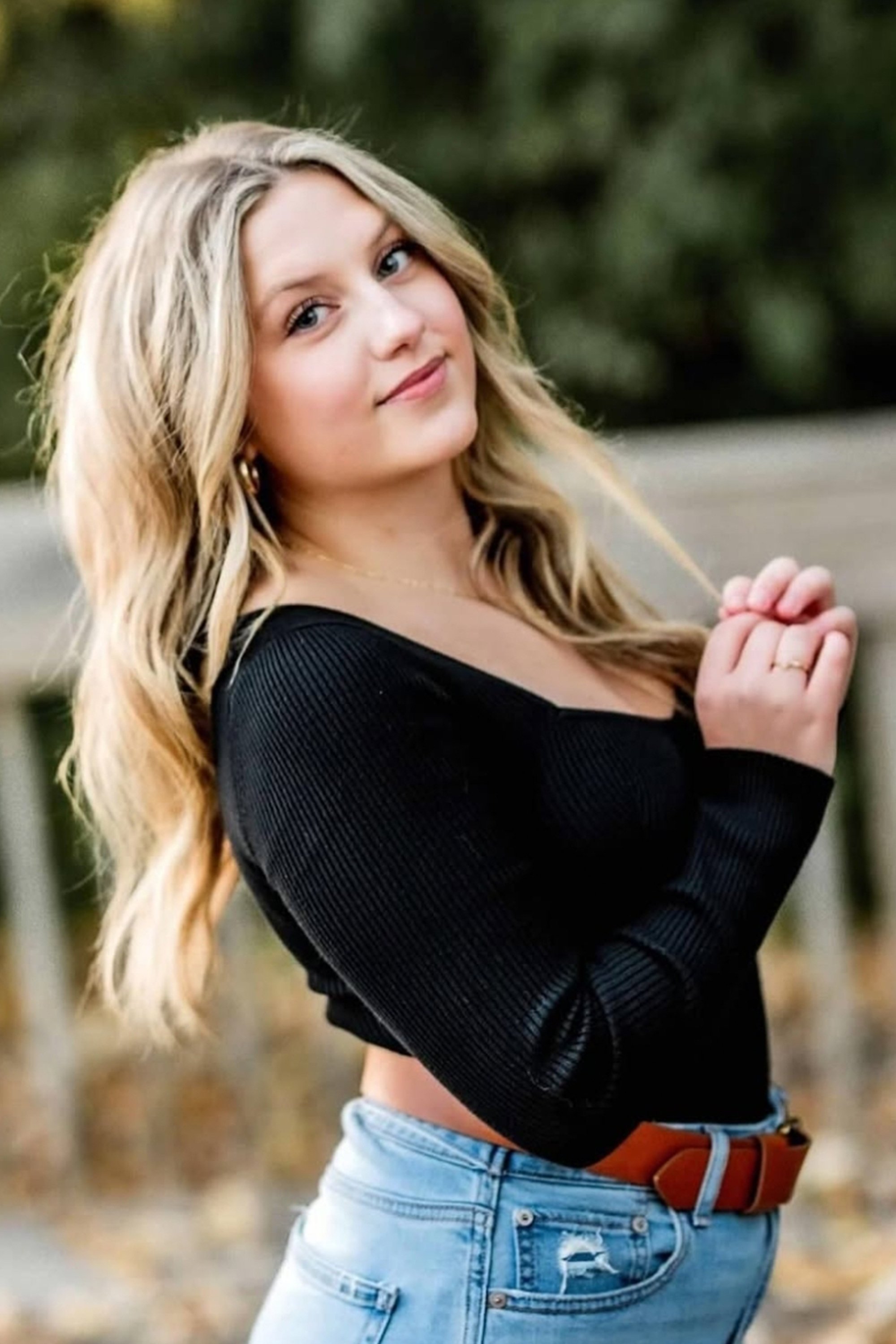 the profile picture of Mia Goodson