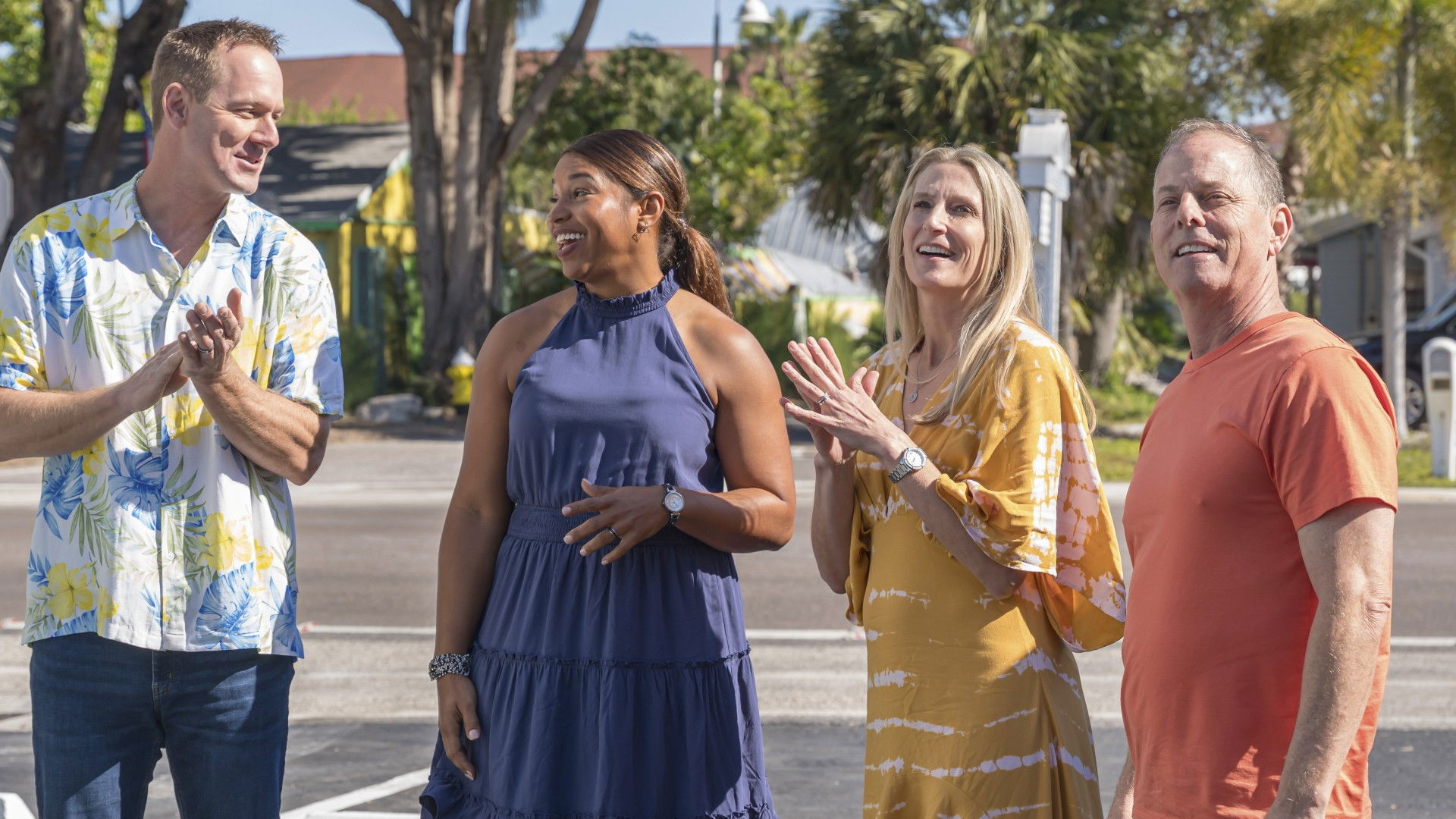 Beachfront Hotel: Checking Out