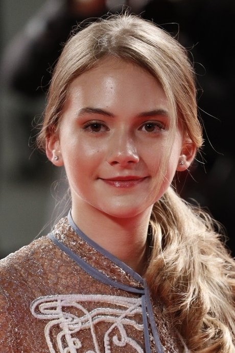 Foto de Emilia Jones