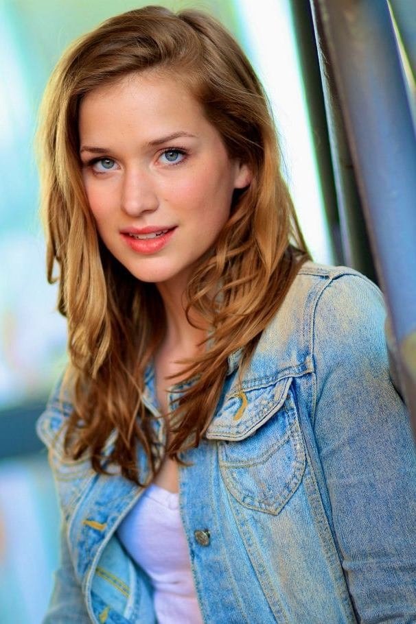 Foto de Elizabeth Lail