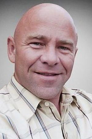 Foto de Dominic Littlewood